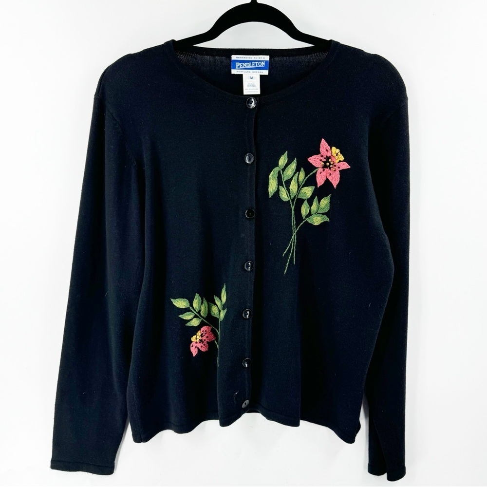 ✅ VINTAGE Pendleton BLACK FLORAL Embroidered BUTTON FRONT Cardigan‎ SIZE MEDIUM